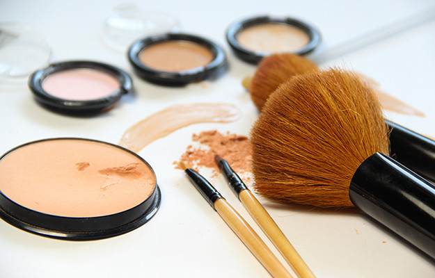 ファンデーション